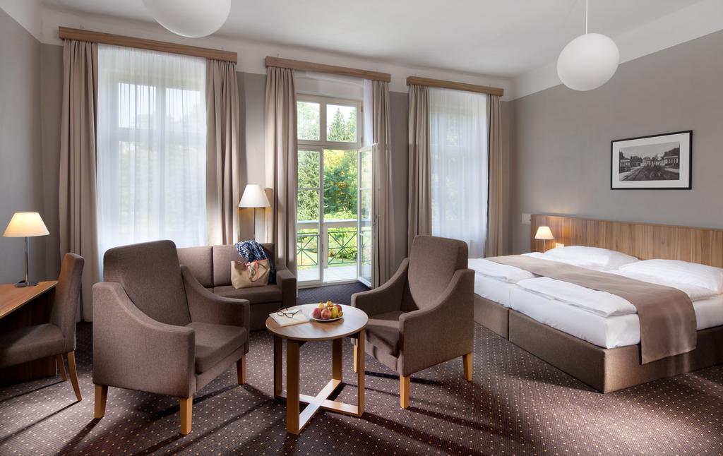 Badenia Hotel Praha ฟรันทิชโกวี ลาซเน ห้อง รูปภาพ