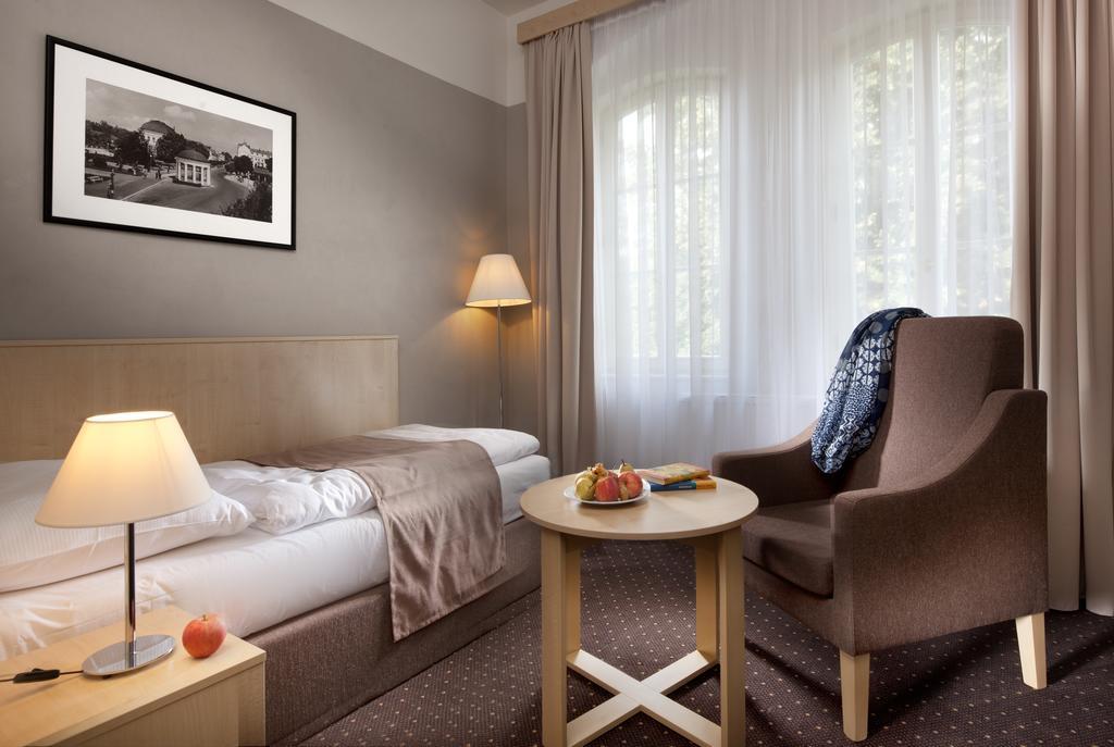 Badenia Hotel Praha ฟรันทิชโกวี ลาซเน ห้อง รูปภาพ