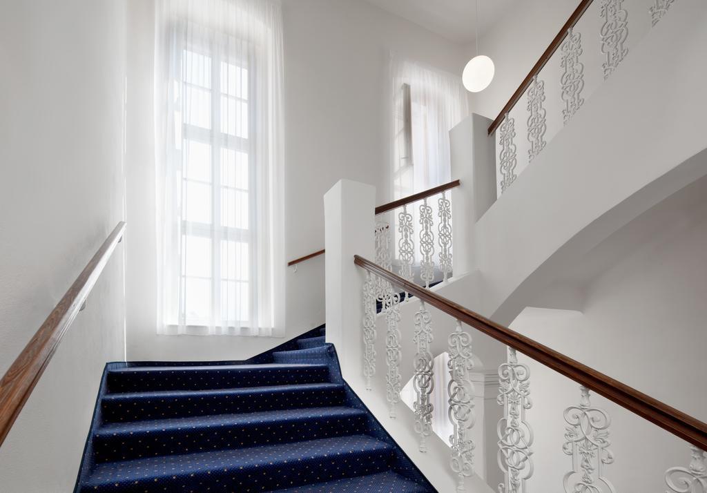 Badenia Hotel Praha ฟรันทิชโกวี ลาซเน ภายนอก รูปภาพ